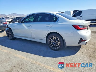 Drugie zdjęcie samochodu z przodu: 2021 BMW 330E VIN:3MW5P7J05M8B60943 - miniatura