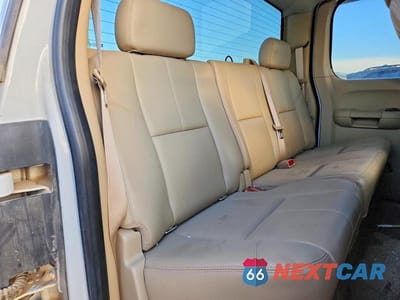 Zdjęcie 10 z 12 samochodu: 2008 CHEVROLET SILVERADO K1500 VIN:1GCEK19J78Z332896 - miniatura