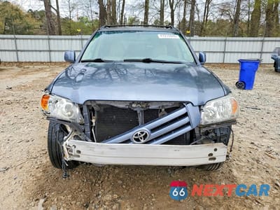 Piąte zdjęcie samochodu w środku: 2005 TOYOTA HIGHLANDER BASE VIN:JTEGP21A650057271 - miniatura