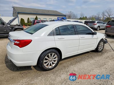 Trzecie zdjęcie samochodu z tyłu: 2012 CHRYSLER 200 TOURING VIN:1C3CCBBB2CN154901 - miniatura
