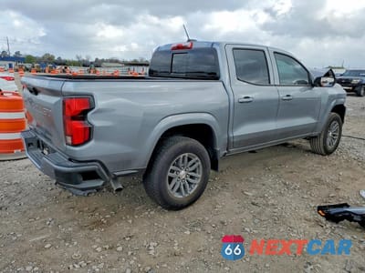 Trzecie zdjęcie samochodu z tyłu: 2026 CHEVROLET COLORADO LT VIN:1GCPSCEK8T1115562 - miniatura
