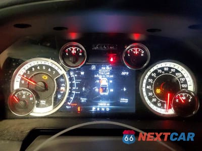 Zdjęcie 9 z 11 samochodu: 2015 RAM 1500 LARAMIE VIN:1C6RR7NTXFS545054 - miniatura