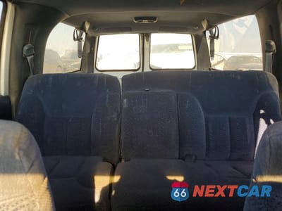 Zdjęcie 10 z 13 samochodu: 1999 CHEVROLET SUBURBAN C2500 VIN:3GNGC26R9XG250356 - miniatura