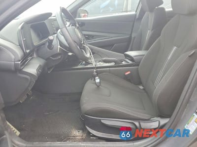 Zdjęcie 7 z 12 samochodu: 2025 HYUNDAI ELANTRA SEL SPORT VIN:KMHLM4DG5SU933061 - miniatura