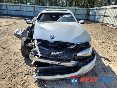 Piąte zdjęcie samochodu w środku: 2020 BMW 530 I VIN:WBAJR3C0XLCD02731 - miniatura