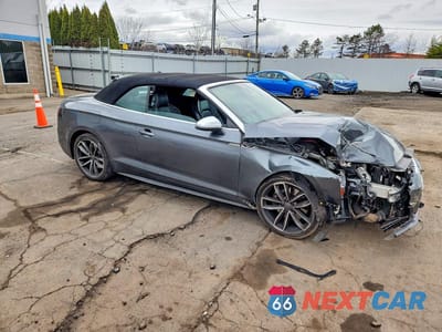 Czwarte zdjęcie samochodu z boku: 2018 AUDI S5 PREMIUM PLUS VIN:WAUY4GF56JN019561 - miniatura