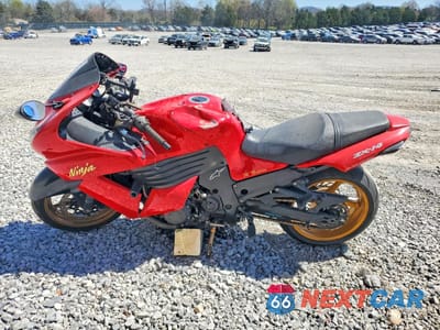 Trzecie zdjęcie samochodu z tyłu: 2006 KAWASAKI ZX1400 A VIN:JKBZXNA126A007354 - miniatura
