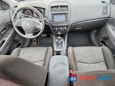 Zdjęcie 8 z 12 samochodu: 2021 MITSUBISHI OUTLANDER SPORT ES VIN:JA4APUAU3MU012967 - miniatura