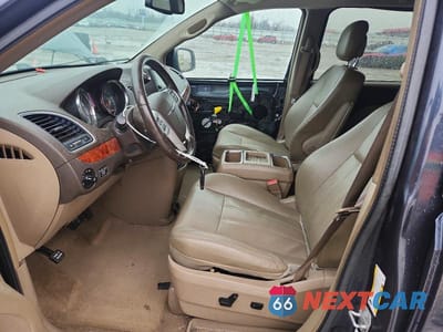 Zdjęcie 7 z 12 samochodu: 2014 CHRYSLER TOWN & COUNTRY TOURING VIN:2C4RC1BGXER396000 - miniatura