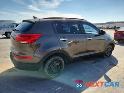 Trzecie zdjęcie samochodu z tyłu: 2014 KIA SPORTAGE LX VIN:KNDPB3AC2E7574746 - miniatura