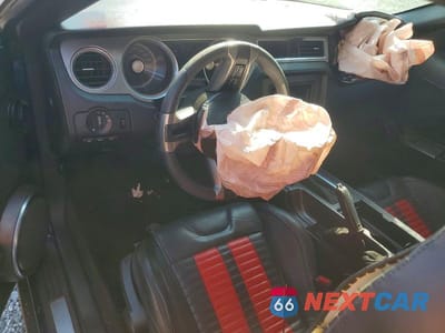 Zdjęcie 8 z 11 samochodu: 2012 FORD MUSTANG SHELBY GT500 VIN:1ZVBP8KS6C5238036 - miniatura