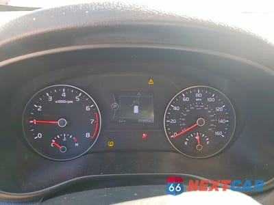 Zdjęcie 9 z 11 samochodu: 2017 KIA SPORTAGE EX VIN:KNDPN3AC6H7192599 - miniatura