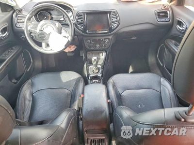 Zdjęcie 8 z 14 samochodu: 2019 JEEP COMPASS LIMITED VIN:3C4NJCCB2KT725879 - miniatura