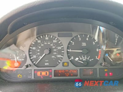 Zdjęcie 9 z 11 samochodu: 1999 BMW 323 I AUTOMATIC VIN:WBAAM3337XFP60169 - miniatura