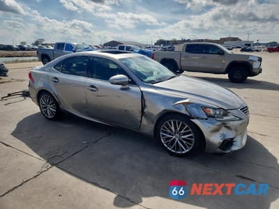 Czwarte zdjęcie samochodu z boku: 2015 LEXUS IS 250 BASE VIN:JTHBF1D2XF5082399 - miniatura