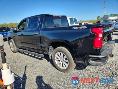 Drugie zdjęcie samochodu z przodu: 2019 CHEVROLET SILVERADO K1500 CUSTOM VIN:3GCPYBEHXKG107265 - miniatura