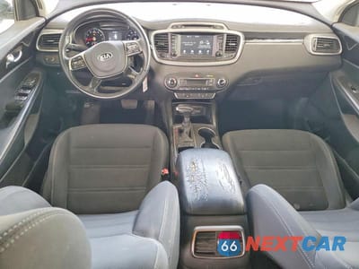 Zdjęcie 8 z 13 samochodu: 2019 KIA SORENTO LX VIN:5XYPG4A33KG439331 - miniatura