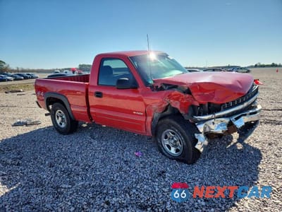 Czwarte zdjęcie samochodu z boku: 2002 CHEVROLET SILVERADO K1500 VIN:1GCEK14V12Z163878 - miniatura