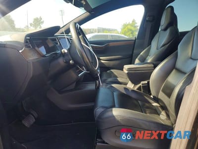 Zdjęcie 7 z 12 samochodu: 2017 TESLA MODEL X VIN:5YJXCAE27HF076706 - miniatura