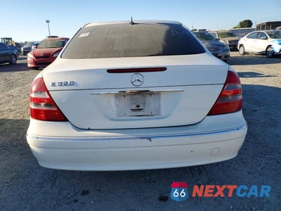 Zdjęcie 6 z 11 samochodu: 2003 MERCEDES-BENZ E 320 VIN:WDBUF65J93A225776 - miniatura