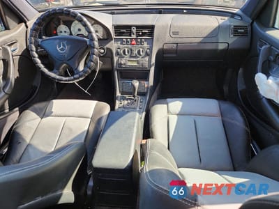 Zdjęcie 8 z 12 samochodu: 2000 MERCEDES-BENZ C 230 VIN:WDBHA24G5YA854053 - miniatura