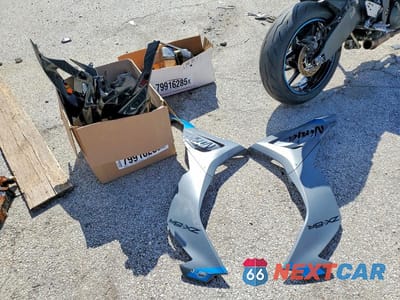 Zdjęcie 8 z 9 samochodu: 2025 KAWASAKI ZX636 K VIN:JKBZXJJ17SA022225 - miniatura