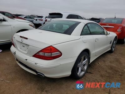 Trzecie zdjęcie samochodu z tyłu: 2007 MERCEDES-BENZ SL 550 VIN:WDBSK71FX7F129349 - miniatura