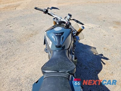 Zdjęcie 6 z 9 samochodu: 2017 BMW S 1000 R VIN:WB10D6205HZ761793 - miniatura