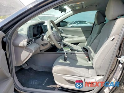 Zdjęcie 7 z 13 samochodu: 2023 HYUNDAI ELANTRA SEL VIN:KMHLM4AG9PU555239 - miniatura