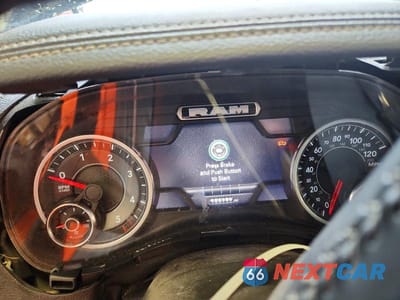 Zdjęcie 9 z 12 samochodu: 2022 RAM 1500 LARAMIE VIN:1C6SRFJM6NN130482 - miniatura
