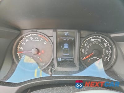 Zdjęcie 9 z 12 samochodu: 2019 TOYOTA TACOMA SR V6 VIN:3TMCZ5ANXKM277927 - miniatura
