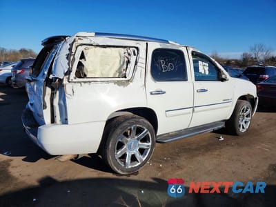 Trzecie zdjęcie samochodu z tyłu: 2007 GMC YUKON DENALI VIN:1GKFK638X7J243817 - miniatura