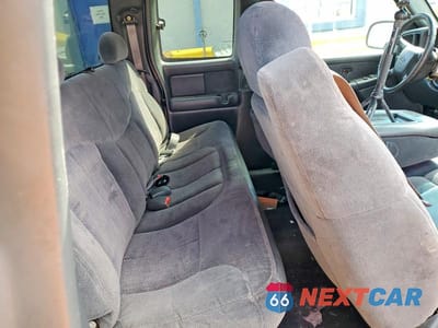 Zdjęcie 10 z 12 samochodu: 2001 CHEVROLET SILVERADO C1500 VIN:2GCEC19V811321663 - miniatura