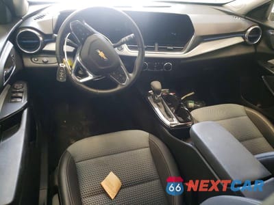 Zdjęcie 8 z 11 samochodu: 2025 CHEVROLET TRAX 1LT VIN:KL77LHEP2SC259727 - miniatura