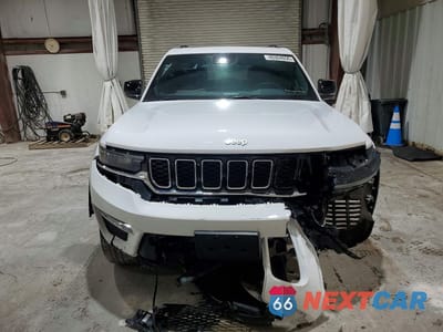 Piąte zdjęcie samochodu w środku: 2024 JEEP GRAND CHEROKEE LIMITED 4XE VIN:1C4RJYB69RC113395 - miniatura