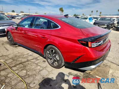 Drugie zdjęcie samochodu z przodu: 2025 HYUNDAI SONATA SEL VIN:KMHL64JA5SA477719 - miniatura