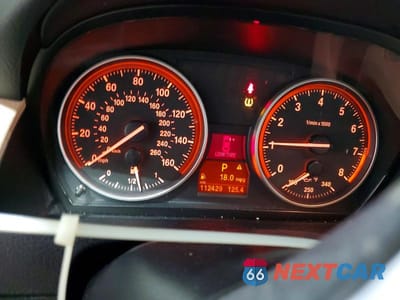 Zdjęcie 9 z 13 samochodu: 2014 BMW X1 XDRIVE35I VIN:WBAVM5C53EVV92483 - miniatura