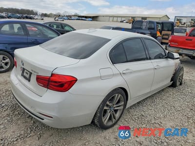 Trzecie zdjęcie samochodu z tyłu: 2018 BMW 330 I VIN:WBA8B9G53JNV00349 - miniatura