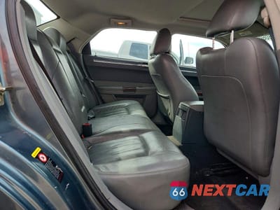 Zdjęcie 10 z 12 samochodu: 2005 CHRYSLER 300C VIN:2C3AA63HX5H507551 - miniatura