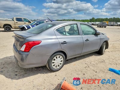 Trzecie zdjęcie samochodu z tyłu: 2019 NISSAN VERSA S PLUS VIN:3N1CN7AP4KL816348 - miniatura