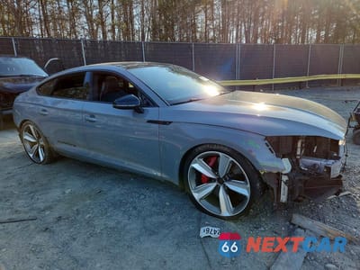 Czwarte zdjęcie samochodu z boku: 2021 AUDI RS5 VIN:WUAAWCF5XMA900771 - miniatura