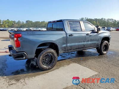 Trzecie zdjęcie samochodu z tyłu: 2020 CHEVROLET SILVERADO K1500 LT TRAIL BOSS VIN:1GCPYFEDXLZ154690 - miniatura