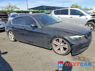 Czwarte zdjęcie samochodu z boku: 2007 BMW 335 I VIN:WBAVB73537VH23161 - miniatura