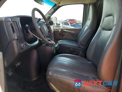 Zdjęcie 7 z 13 samochodu: 2014 CHEVROLET EXPRESS G1500 UTILITY / SERVICE VAN VIN:1GCSGAFX7E1104050 - miniatura