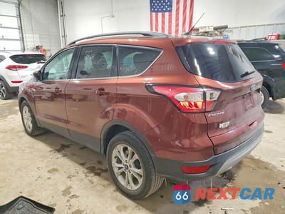Drugie zdjęcie samochodu z przodu: 2018 FORD ESCAPE SE VIN:1FMCU0GD8JUC18509 - miniatura