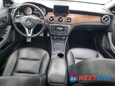 Zdjęcie 8 z 11 samochodu: 2015 MERCEDES-BENZ GLA 250 VIN:WDCTG4EB2FJ178774 - miniatura
