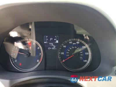 Zdjęcie 9 z 12 samochodu: 2017 HYUNDAI ACCENT SE VIN:KMHCT4AE2HU242830 - miniatura