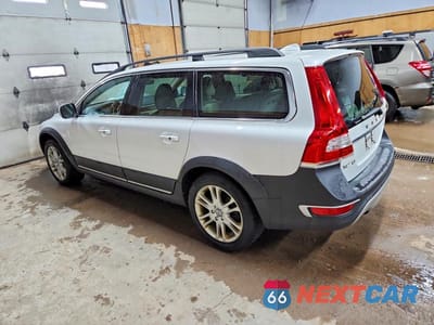 Drugie zdjęcie samochodu z przodu: 2016 VOLVO XC70 T5 PREMIER VIN:YV4612NK9G1246141 - miniatura