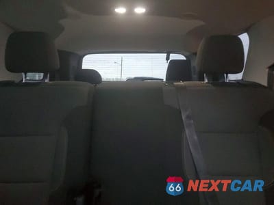 Zdjęcie 10 z 12 samochodu: 2020 CHEVROLET TRAVERSE LS VIN:1GNERFKWXLJ245796 - miniatura