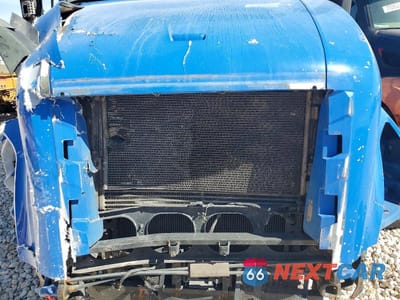 Zdjęcie 7 z 10 samochodu: 2022 VOLVO VNL SEMI TRUCK VIN:4V4NC9EH0NN301236 - miniatura